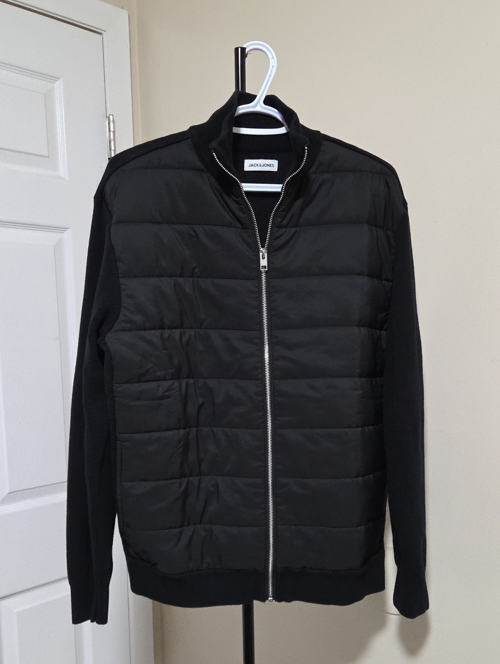 Jack & Jones Men’s Black Quilted Zip-Up Jacket